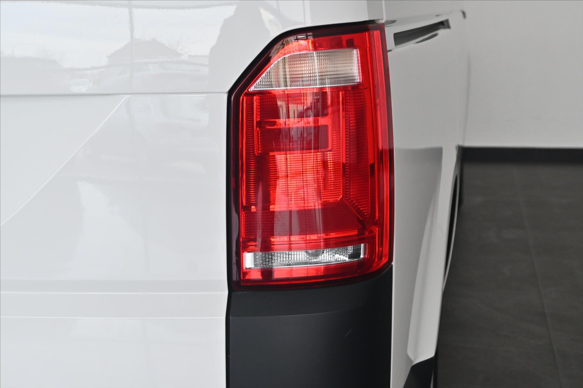 Volkswagen Transporter Skříň 2,0 l 84 kw