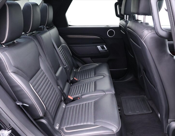 Land Rover Discovery 16