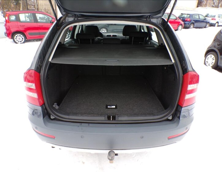 Škoda Octavia Kombi 2,0 l 103 kw