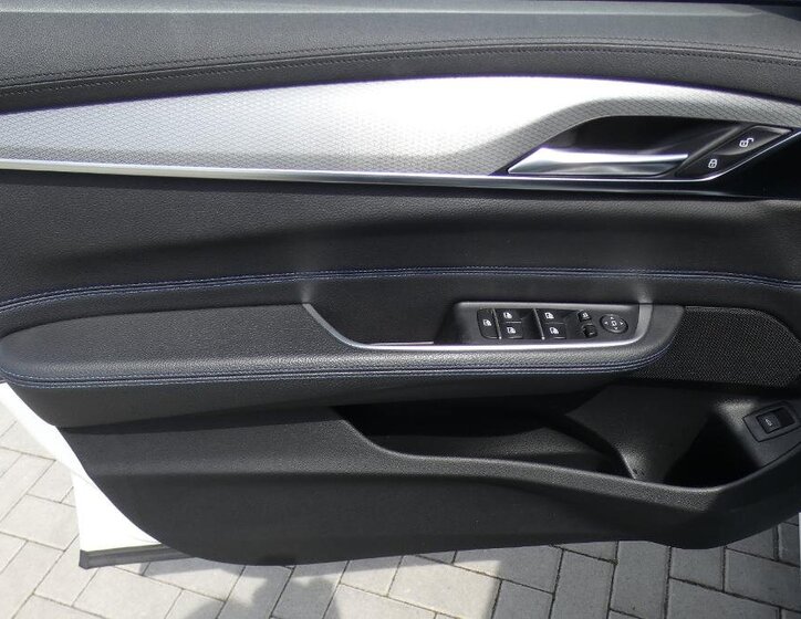 BMW Řada 6 Liftback 3,0 l 195 kw