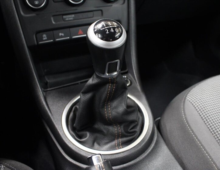 Volkswagen Beetle Kabriolet 1,2 l 77 kw