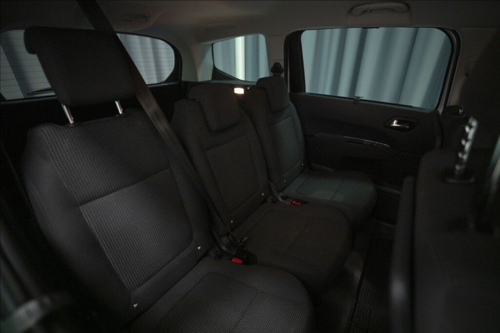 Peugeot 5008 MPV 1,6 l 88 kw