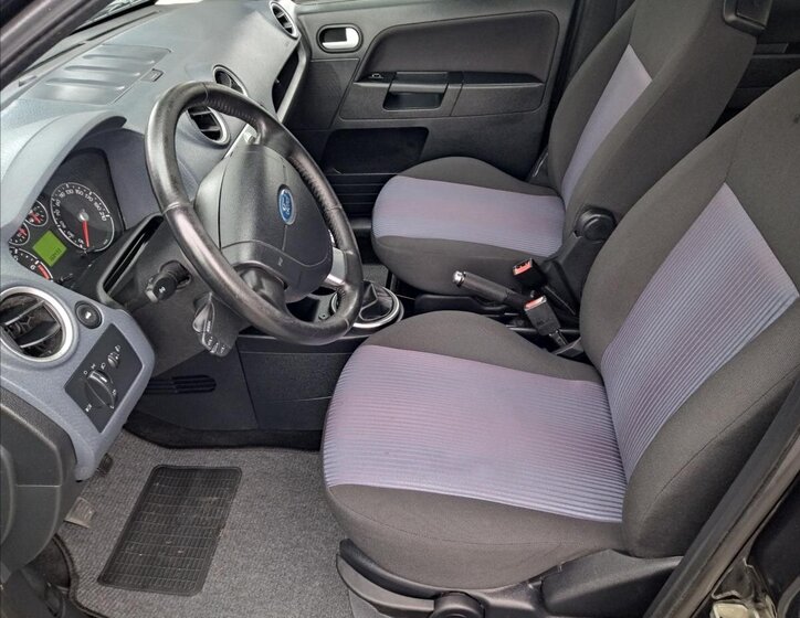 Ford Fusion MPV 1,4 l 59 kw