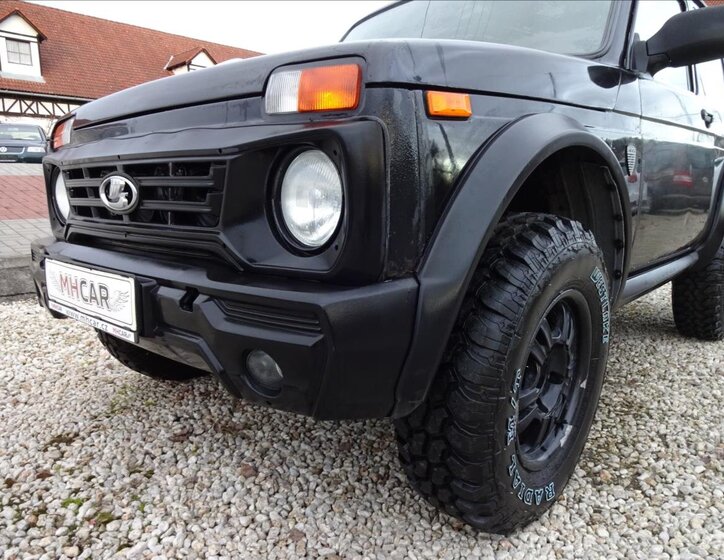 Lada Niva Kombi 1,7 l 61 kw