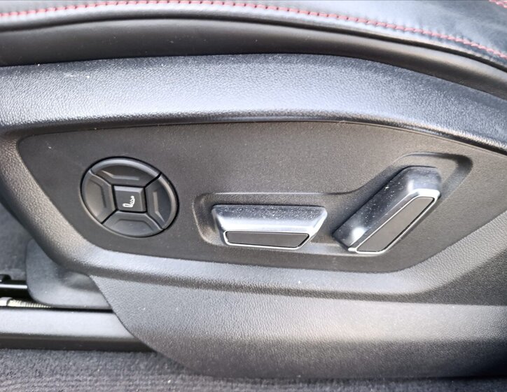 Audi RS Q8 SUV / Terénní 4,0 l 441 kw