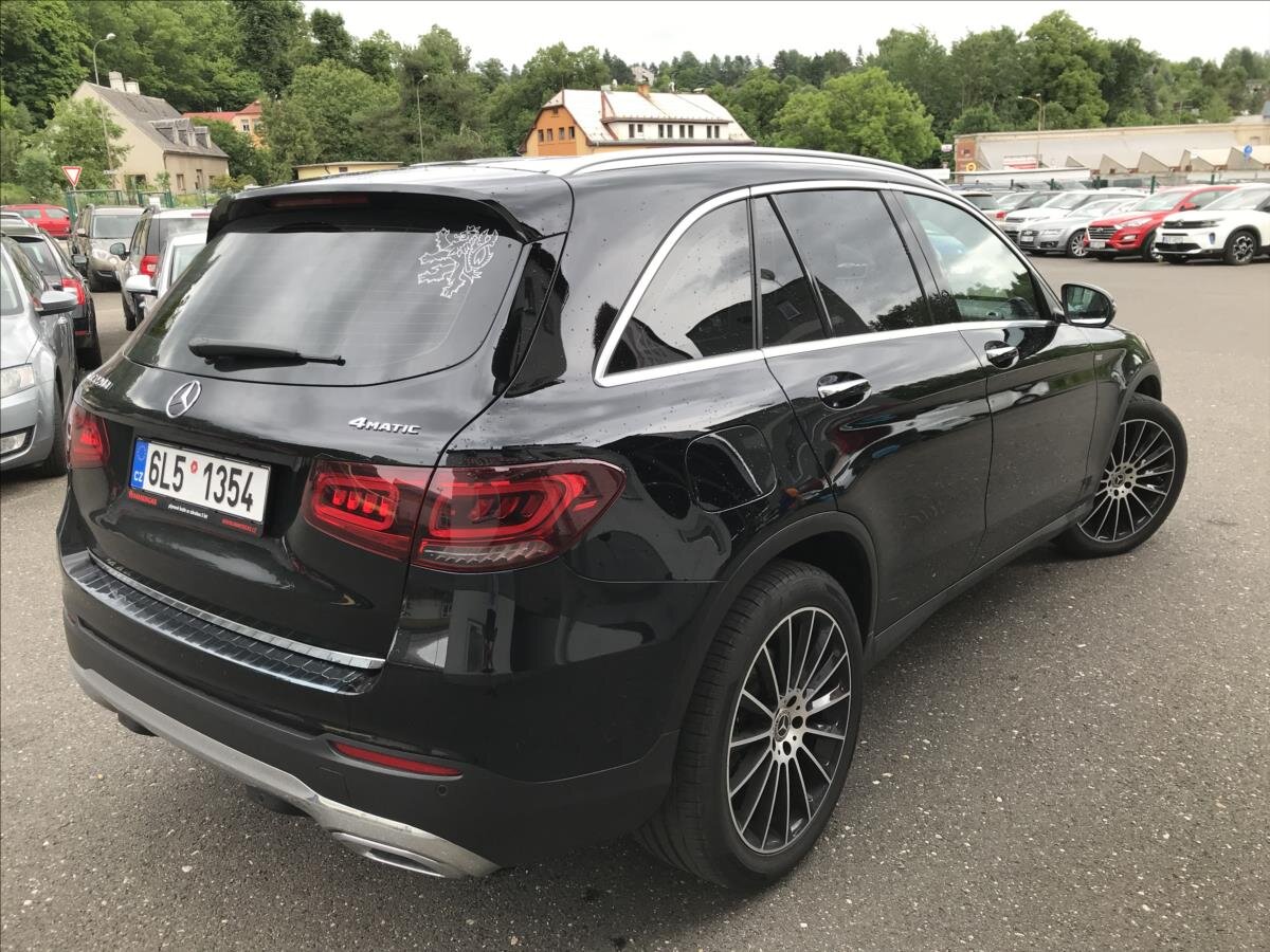 Mercedes-Benz GLC SUV 2,0 l 143 kw