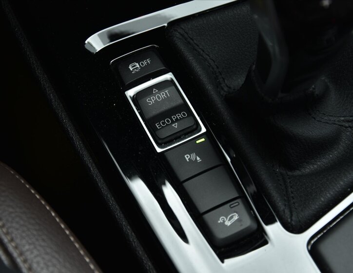 BMW X1 SUV / Terénní 2,0 l 140 kw