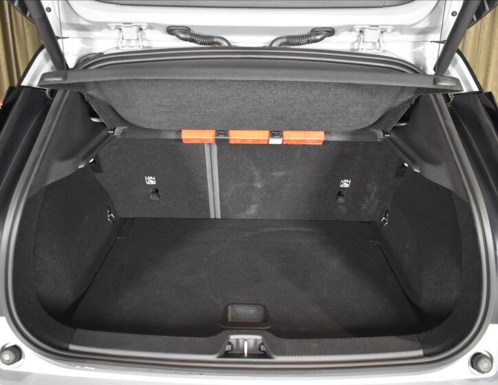 Volvo EX30 SUV / Terénní 0,0 315 kw