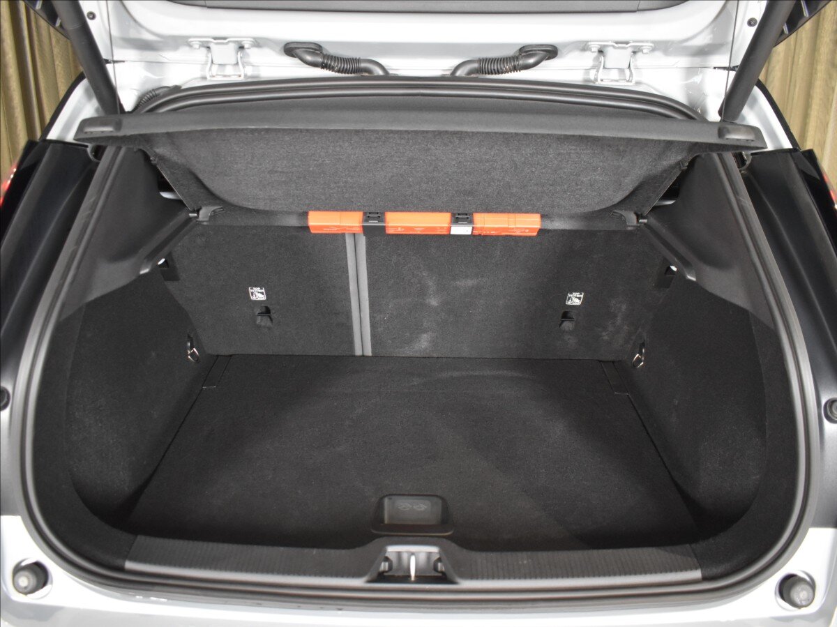 Volvo EX30 SUV / Terénní 0,0 315 kw