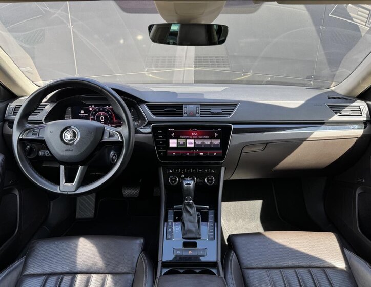 Škoda Superb Liftback 2,0 l 200 kw