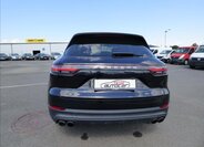 Porsche Cayenne SUV 2,9 l 324 kw