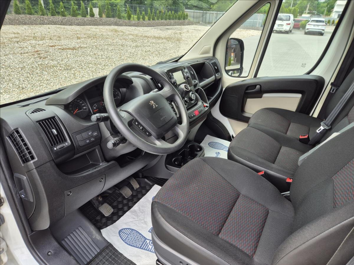 Peugeot Ostatní Ostatní 2,0 l 120 kw