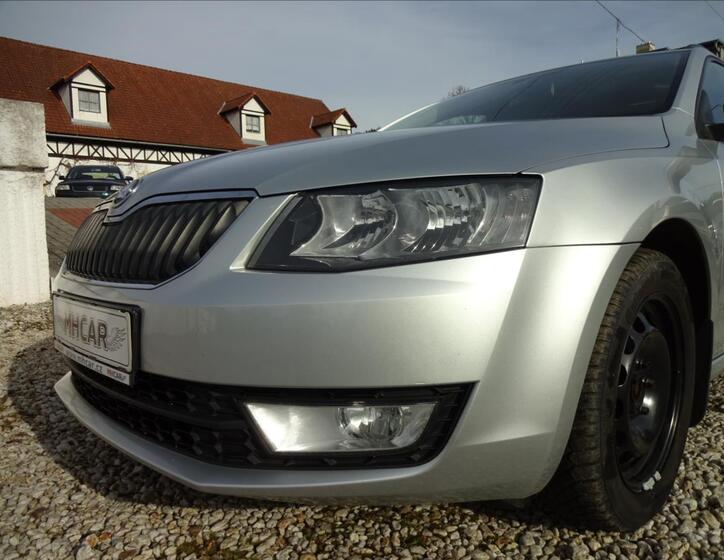 Škoda Octavia 12