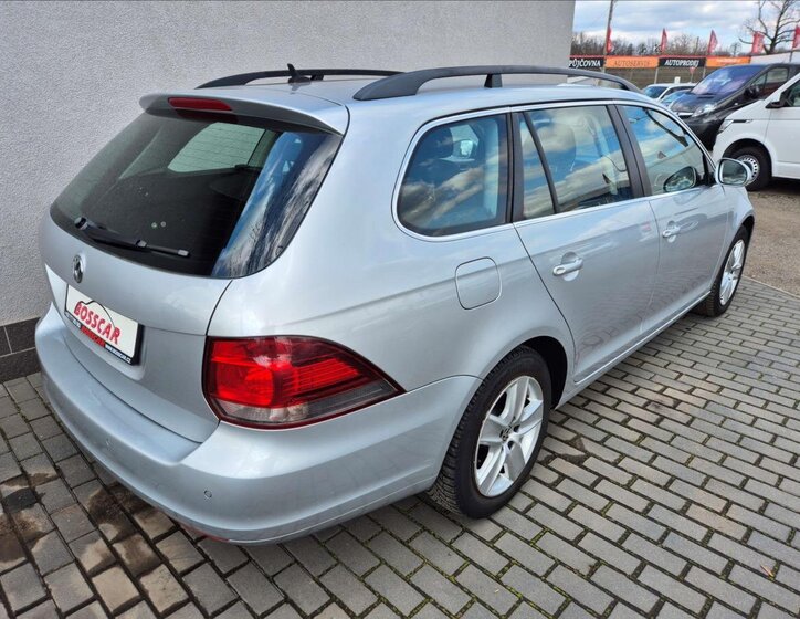 Volkswagen Golf Kombi 1,4 l 90 kw