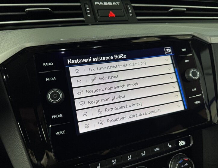 Volkswagen Passat Kombi 2,0 l 140 kw