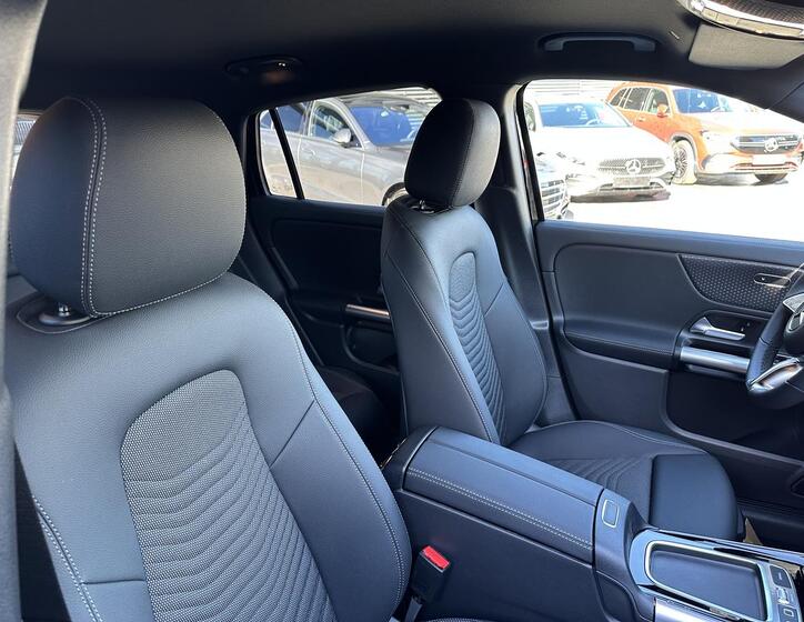 Mercedes-Benz EQA 18