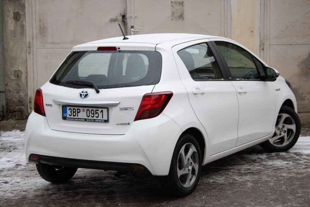 Toyota Yaris Hatchback 1,5 l 74 kw
