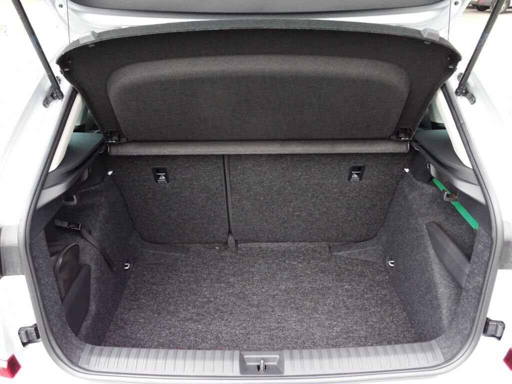 Škoda Kamiq Hatchback 999,0 70 kw