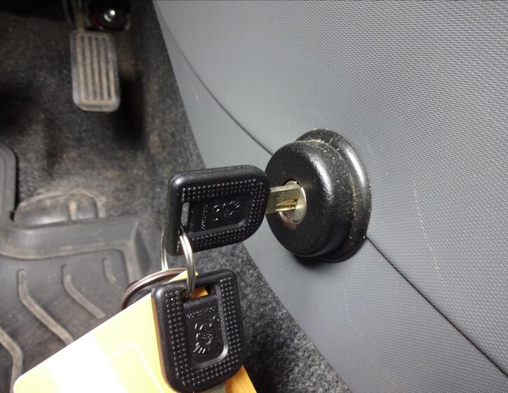 Peugeot 107 Hatchback 998,0 50 kw