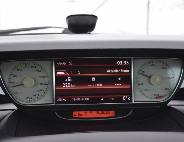 Peugeot 807 MPV 2,0 l 100 kw