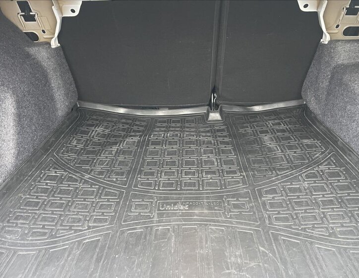 Citroën C-Elysée Sedan / Limuzína 1,2 l 61 kw