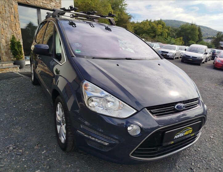 Ford S-MAX MPV 2,0 l 120 kw