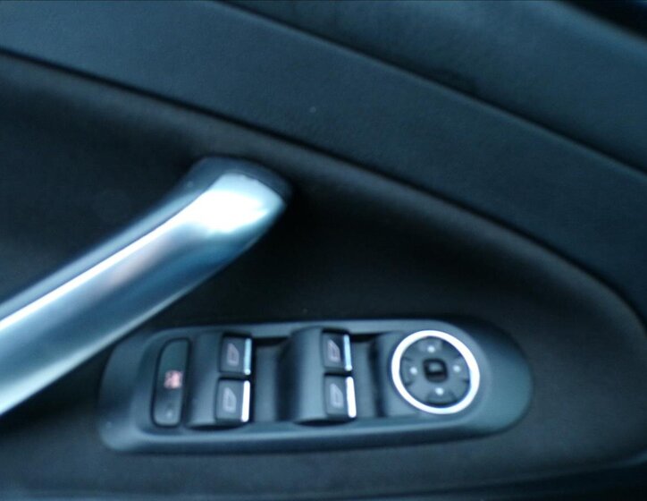 Ford Mondeo Kombi 2,0 l 103 kw