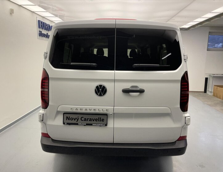 Volkswagen Caravelle 4
