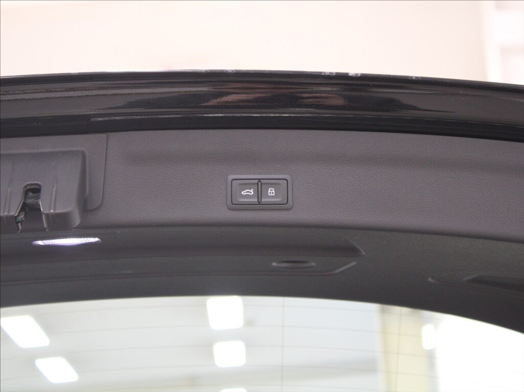 Audi A6 Allroad Kombi 3,0 l 180 kw