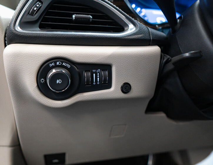 Chrysler Pacifica MPV 3,6 l 221 kw