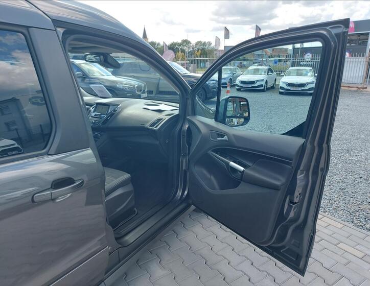 Ford Tourneo Connect 21