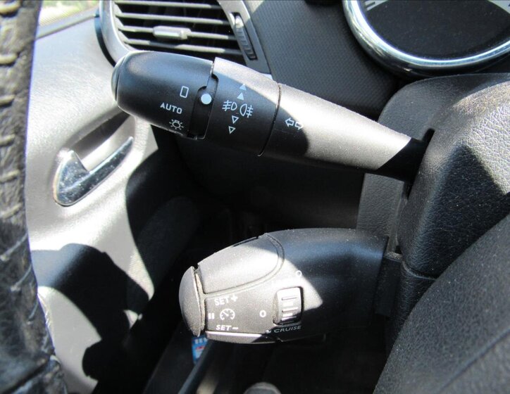 Peugeot 207 Kombi 1,6 l 88 kw