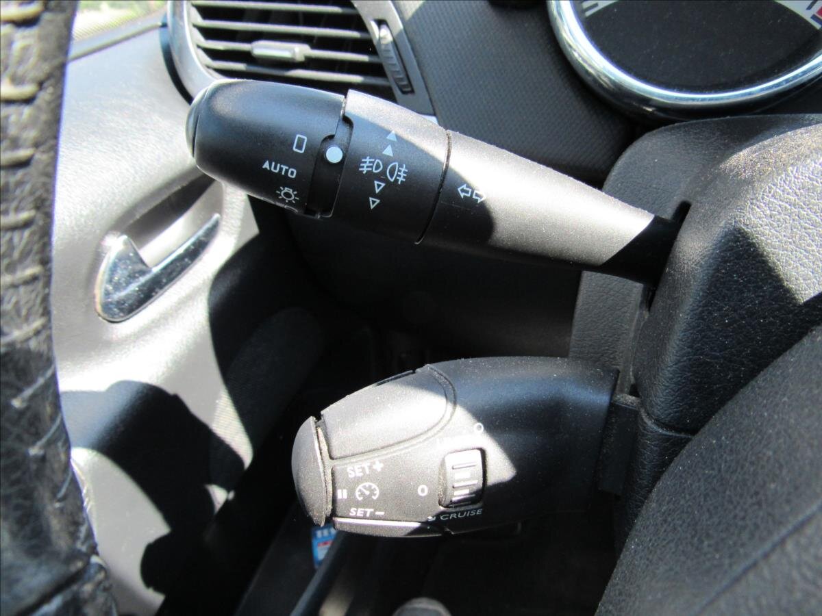 Peugeot 207 Kombi 1,6 l 88 kw