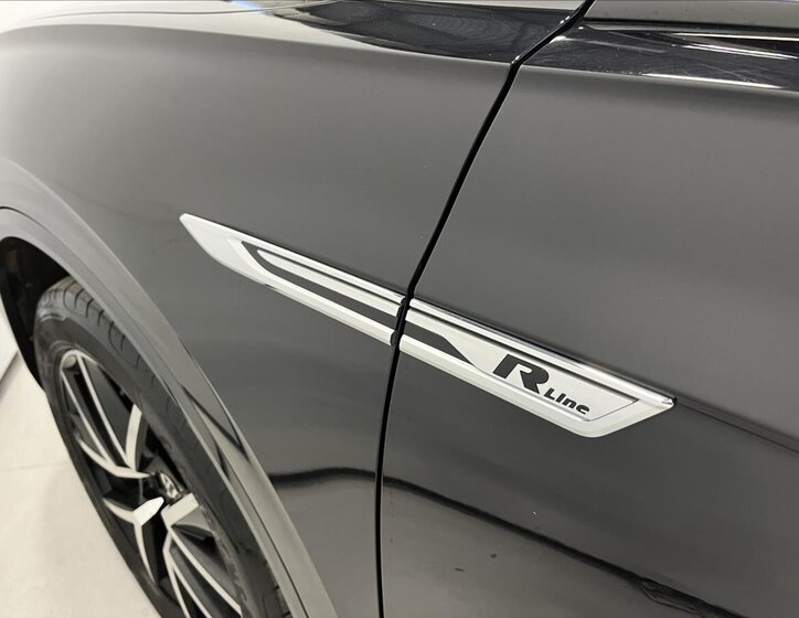 Volkswagen Touareg 5