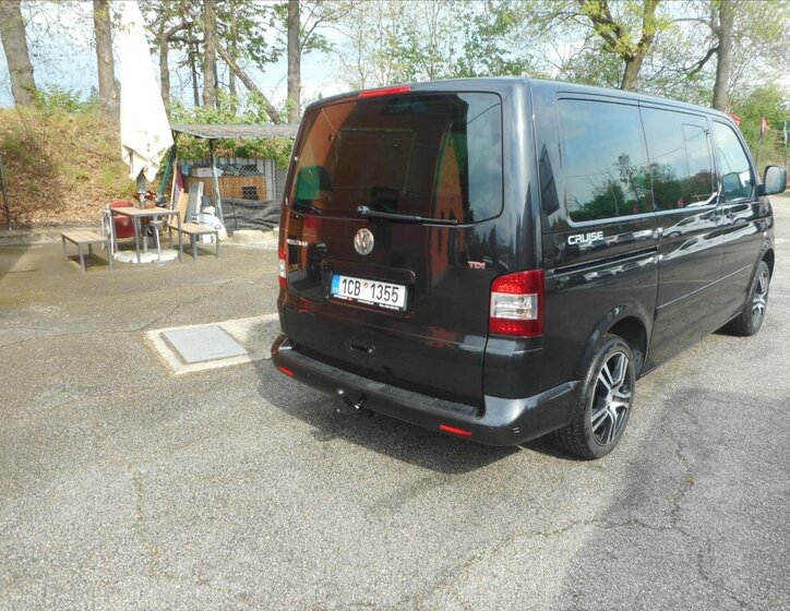 Volkswagen Multivan Kombi 2,5 l 128 kw