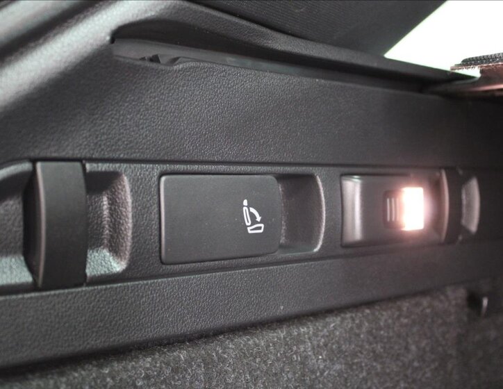 Škoda Superb Kombi 2,0 l 110 kw