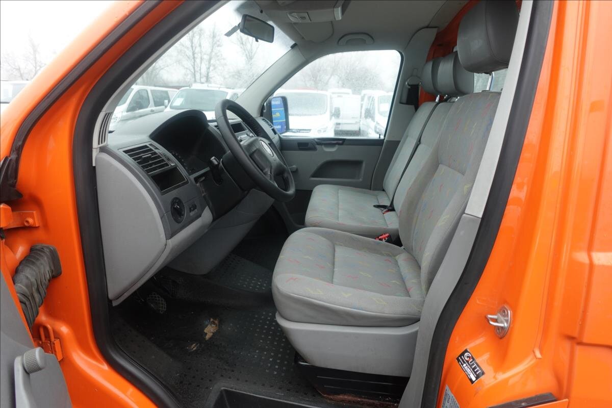 Volkswagen Transporter Valník 1,9 l 75 kw