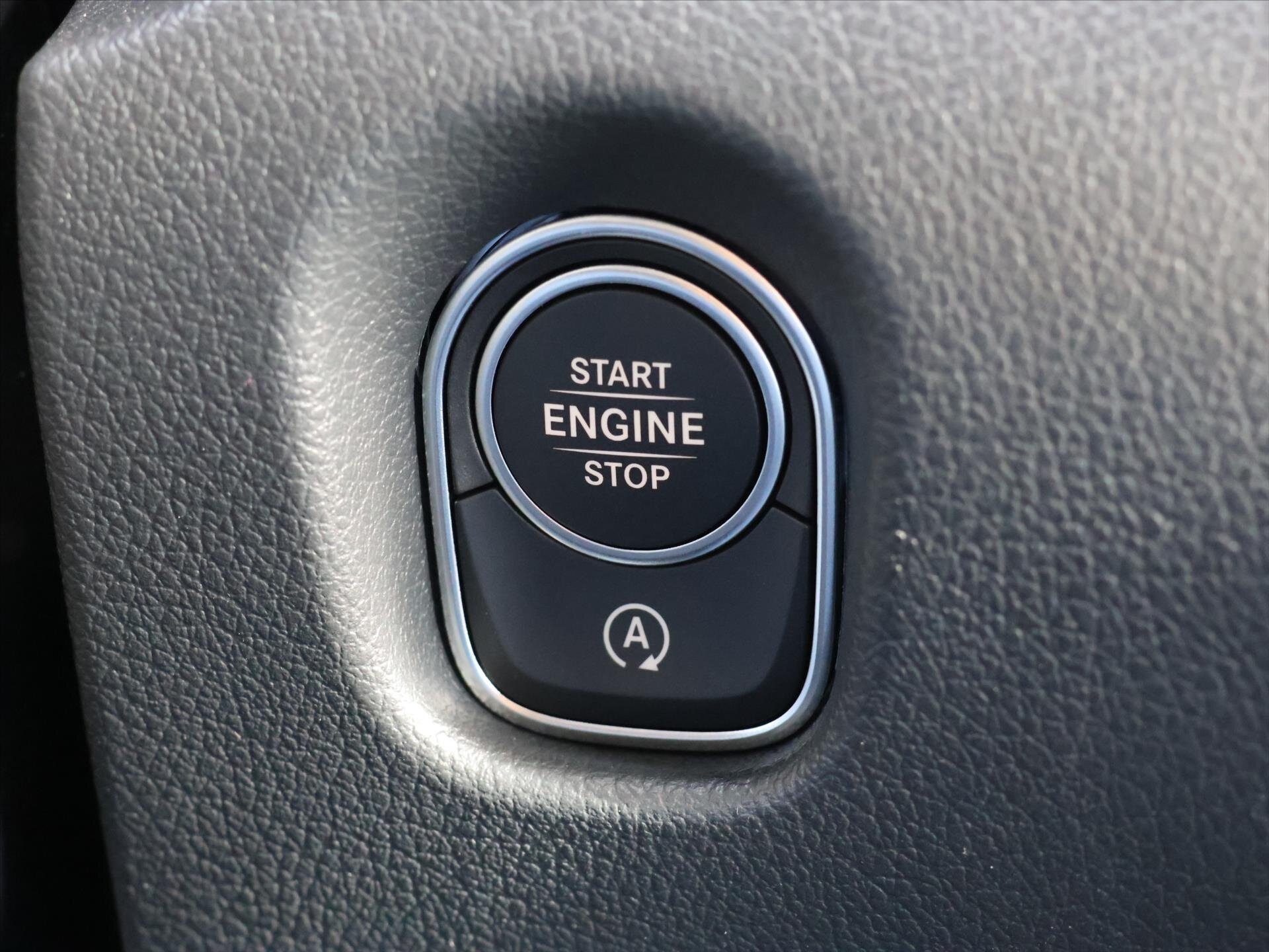 Mercedes-Benz Vito Kombi 2,0 l 174 kw