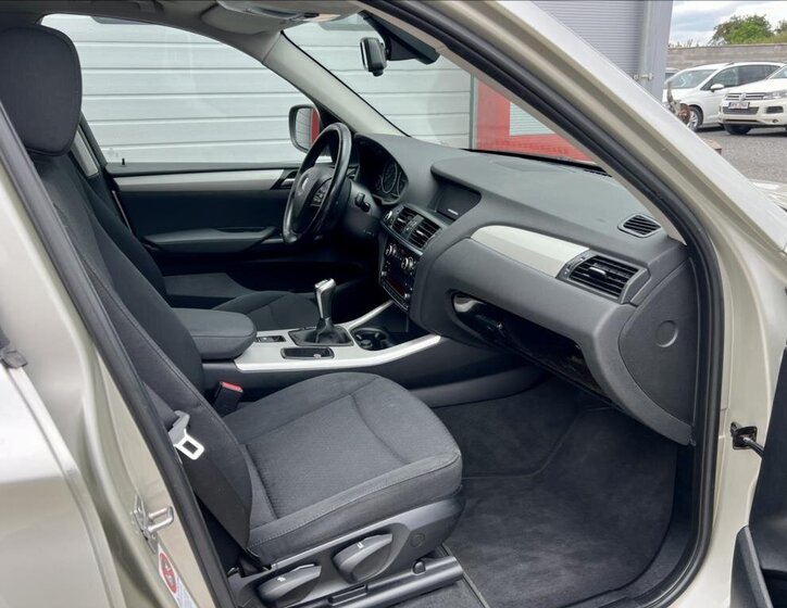 BMW X3 SUV / Terénní 2,0 l 135 kw