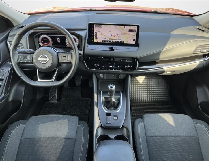 Nissan Qashqai SUV / Terénní 1,3 l 116 kw