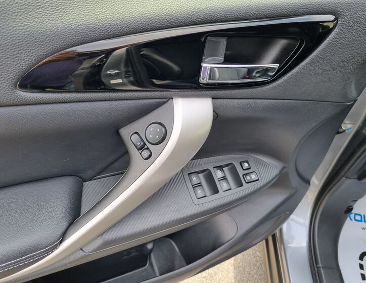 Mitsubishi Ostatní 23