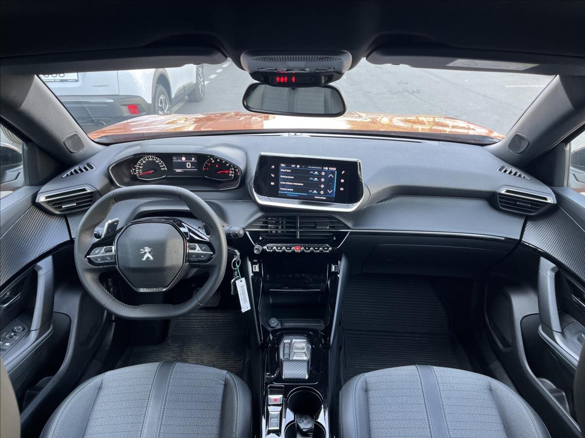 Peugeot 2008 SUV / Terénní 1,2 l 96 kw