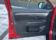 Mitsubishi Outlander 12