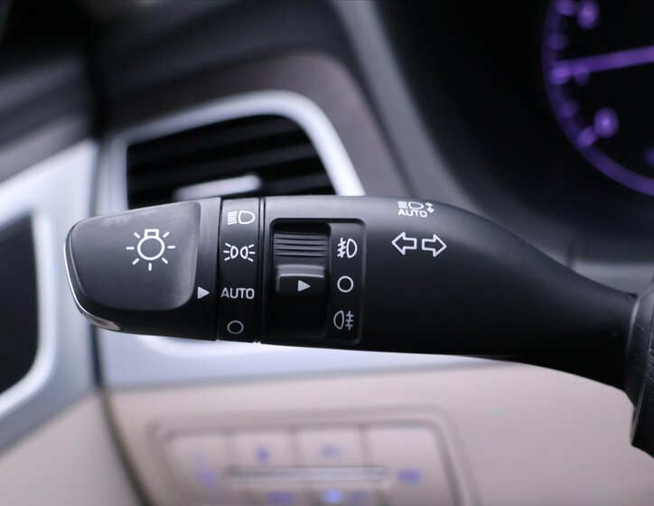 Hyundai Genesis Sedan 3,8 l 232 kw