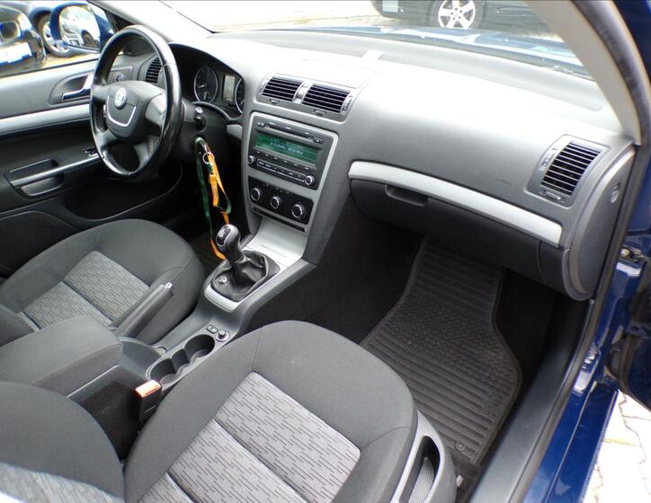 Škoda Octavia 24