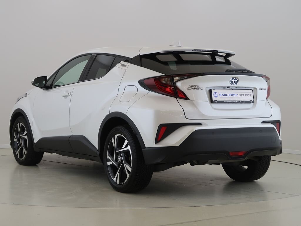 Toyota C-HR SUV / Terénní 1,8 l 72 kw