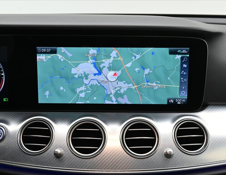 Mercedes-Benz Třídy E 20