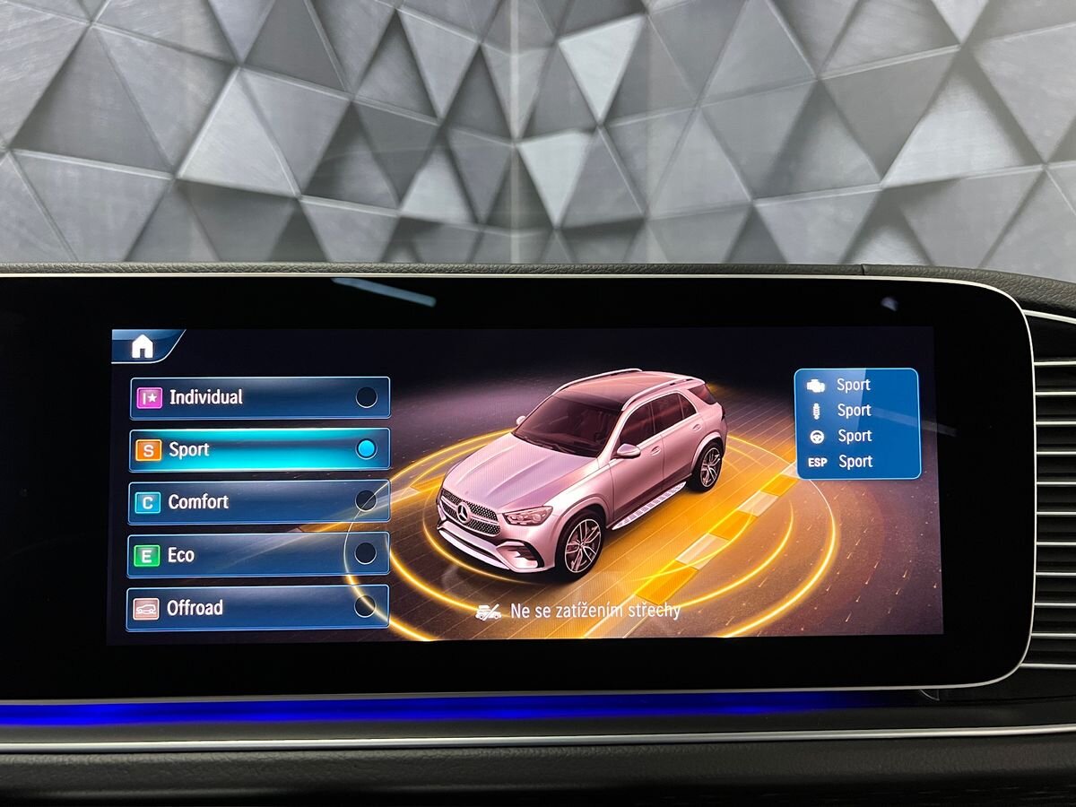 Mercedes-Benz GLE SUV / Terénní 3,0 l 270 kw