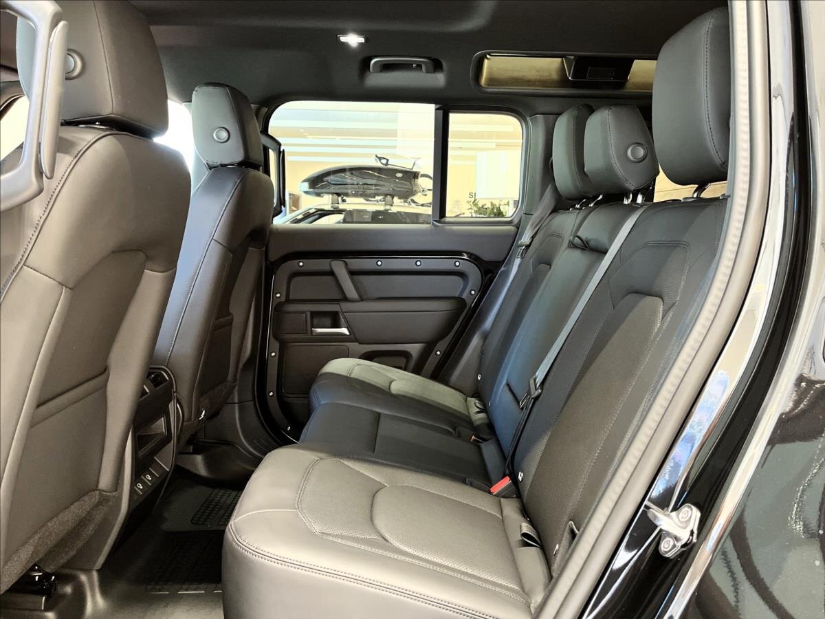 Land Rover Defender SUV / Terénní 5,0 l 313 kw