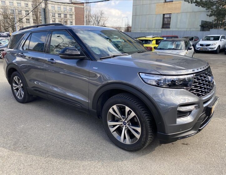 Ford Explorer SUV 3,0 l 267 kw